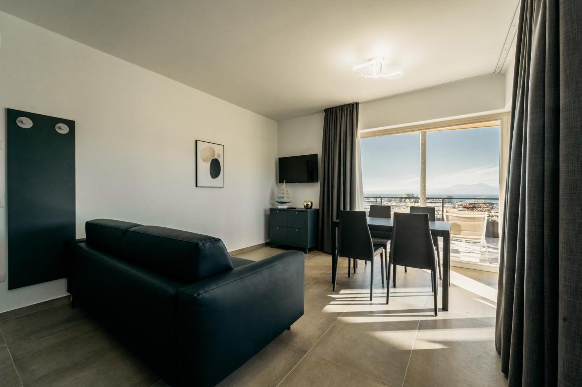 Apartments Monsurei, Lake View Бардоліно Екстер'єр фото