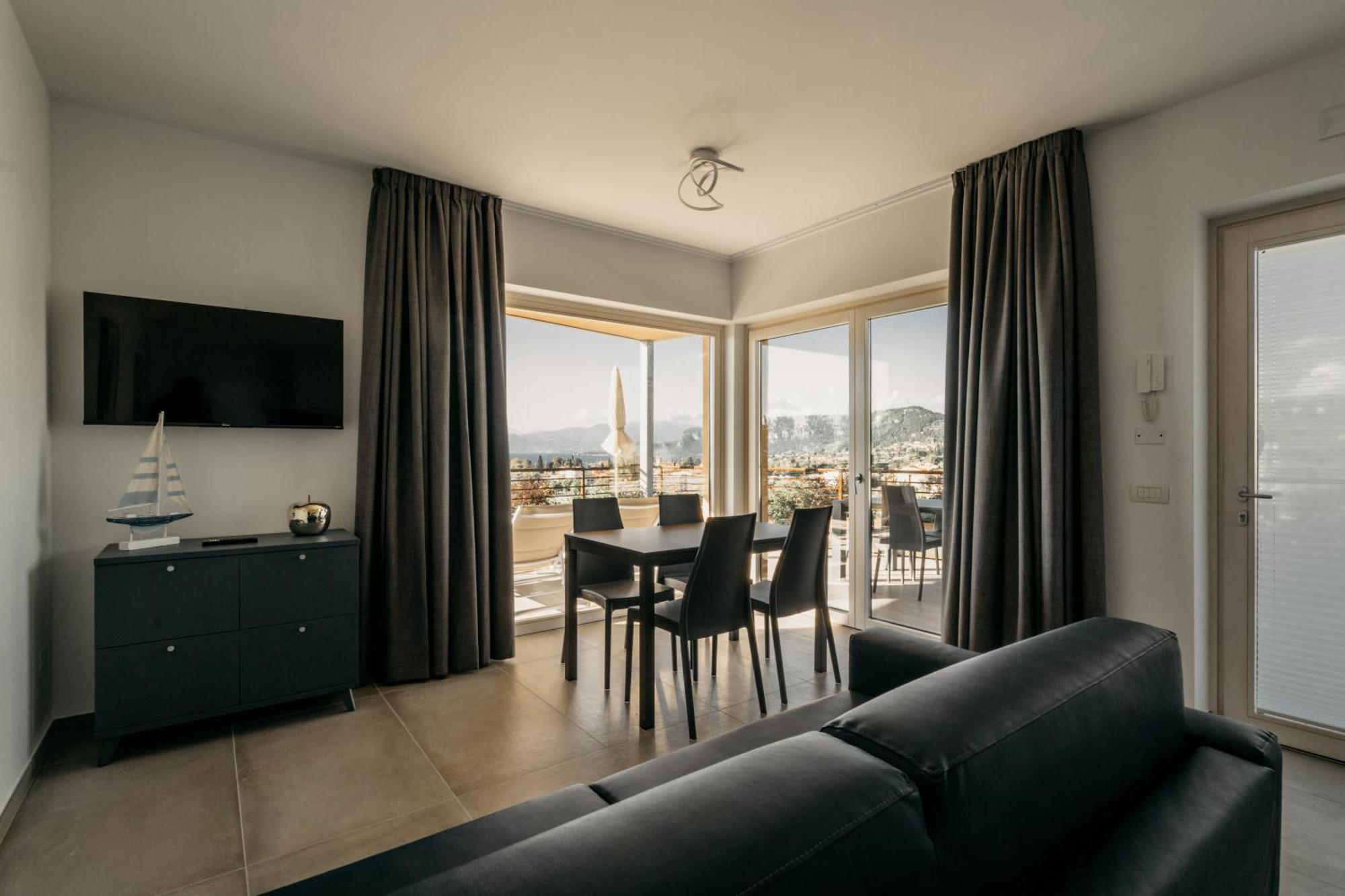 Apartments Monsurei, Lake View Бардоліно Екстер'єр фото