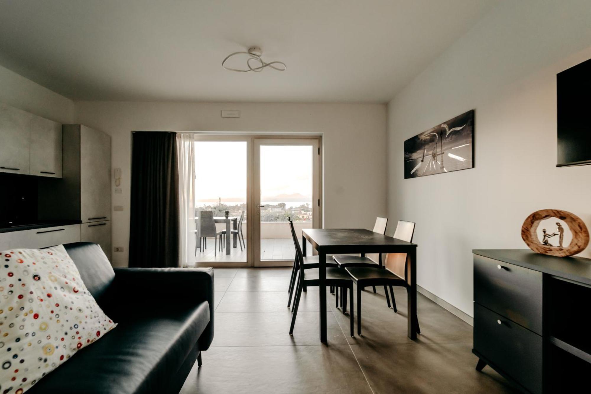 Apartments Monsurei, Lake View Бардоліно Екстер'єр фото